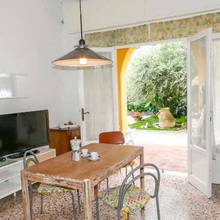 Locazione Turistica Casa Anna 公寓 *
