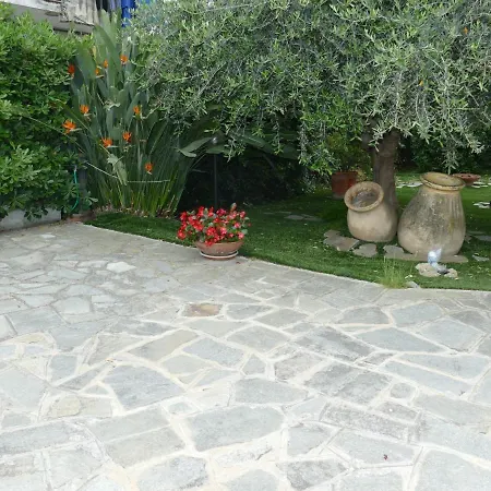 Locazione Turistica Casa Anna 公寓 *